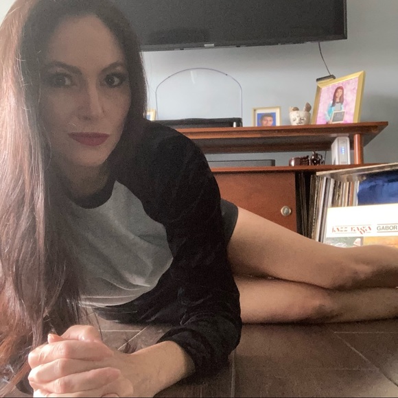 Paper Crane Raglan Black Crush Velvet Heather Grey Raglan Sweatshirt - Picture 2 of 7